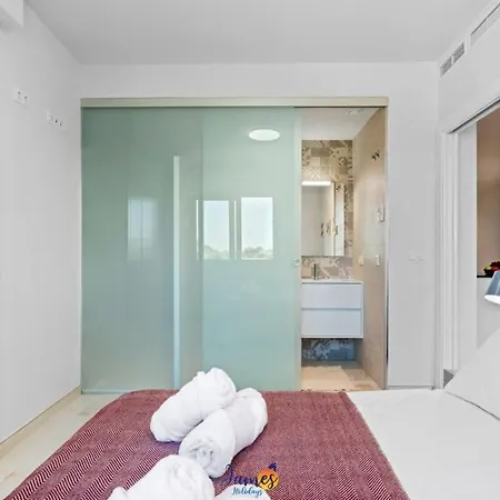 Luxury Sunrise With Com Pool D1 * Ориуэла